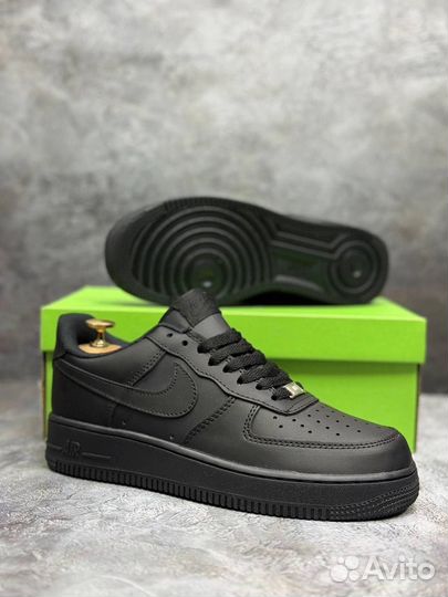 Nike Air Force 1 low black