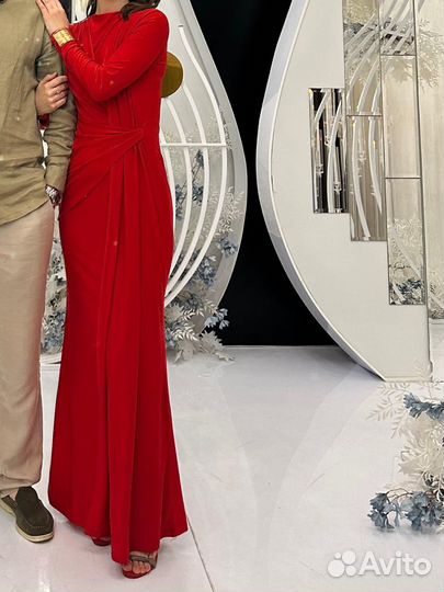 Вечернее платье