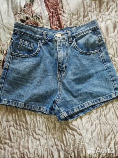 Джинсовые шорты