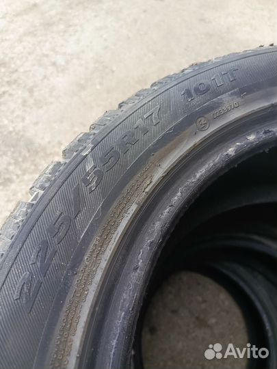 Hankook Winter I'Pike 225/55 R17