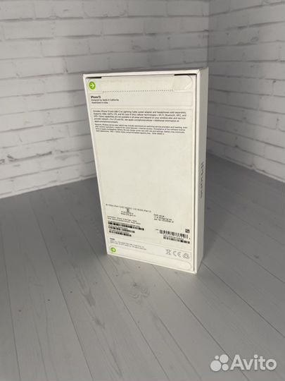 iPhone 13 128Гб белый новый