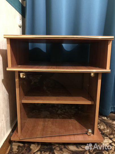 Тумбочка под тв