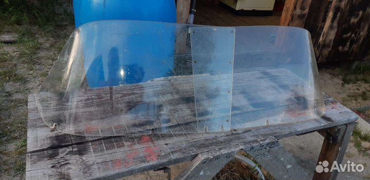 Ветровое стекло на лодку обь-3