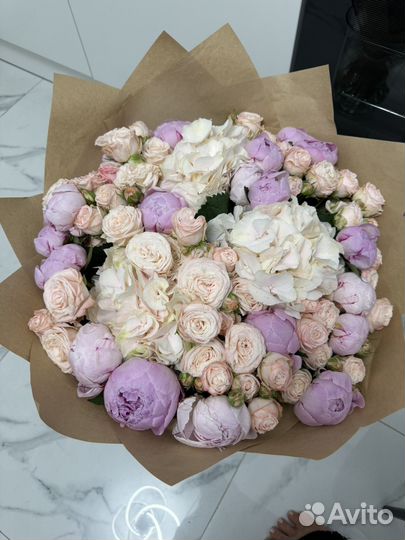 Пионы букет