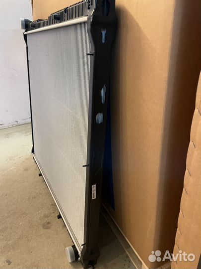 Радиатор Scania с рамкой