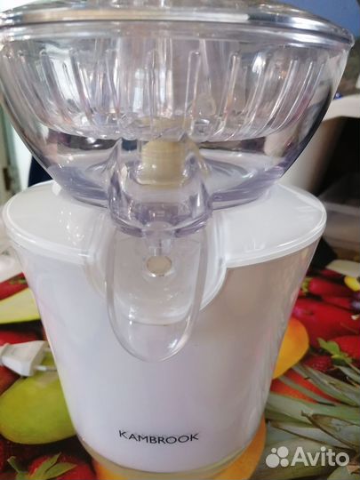 Соковыжималка электрическая для цитрусовых