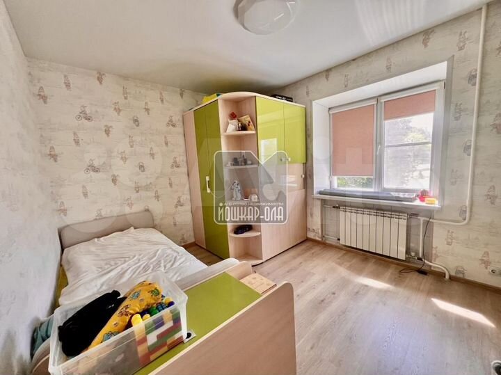 3-к. квартира, 84 м², 2/5 эт.