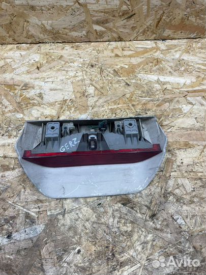 Задний стоп сигнал в крышку багажника hyundai getz