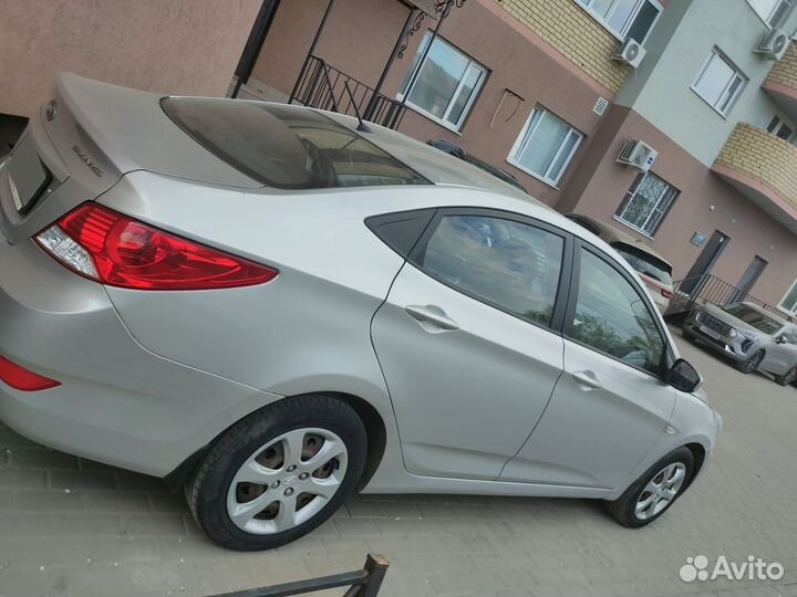 Hyundai Solaris 1.4 AT, 2011, 135 000 км