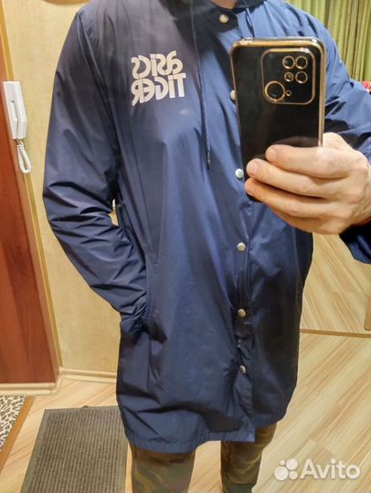 Плащ asics tiger