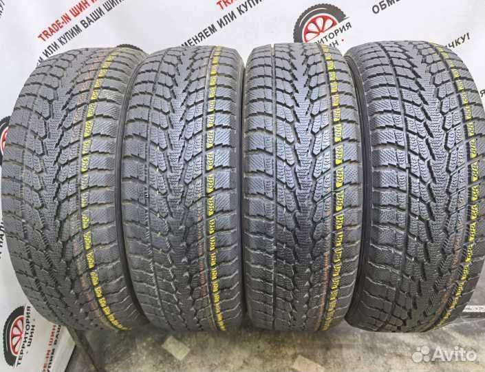 Toyo Tranpath A/T 215/60 R17 96Q