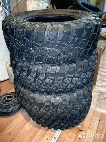 Bfgoodrich Mud-Terrain T/A KM3 215/75 R15