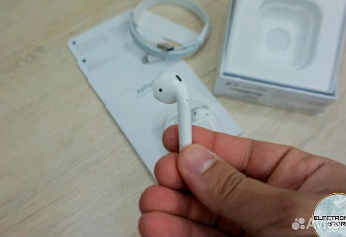 Блютуз Наушники Airpods 2 Молочно-Яркие