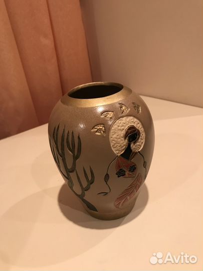 Керамическая ваза