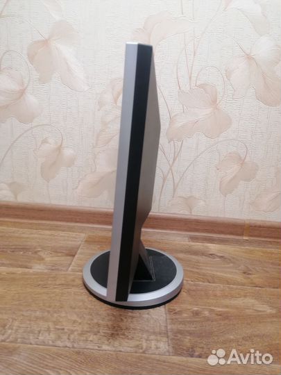 Монитор Samsung SyncMaster 940n