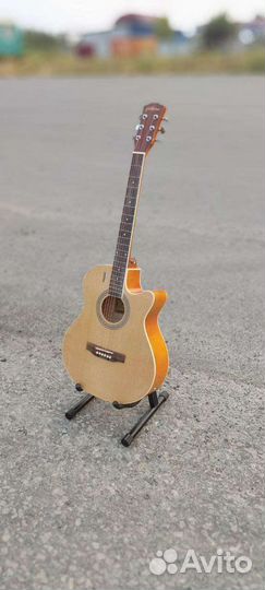 В вашем городе, новая гитара электроакустическая