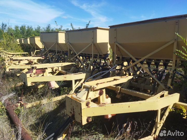 Сеялка ВарнаАгромаш СКП-21, 2010