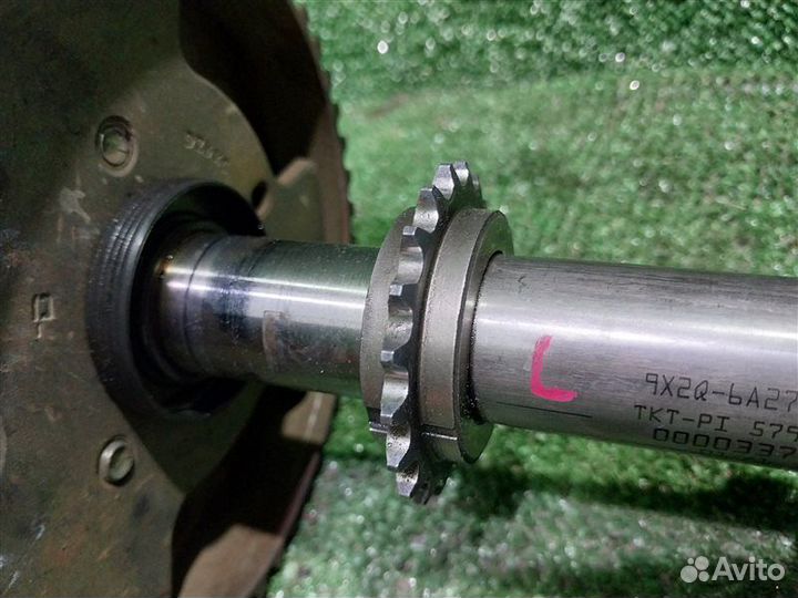 Распредвал выпускной левый Land Rover Discovery 3