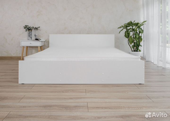 Кровать 180х200 с матрасом