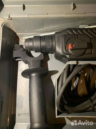 Дрель-перфоратор