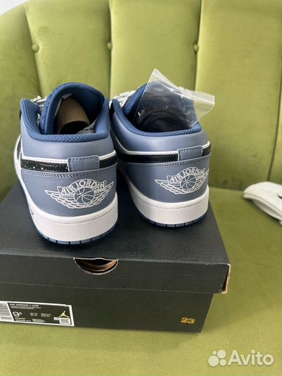 Кроссовки Nike