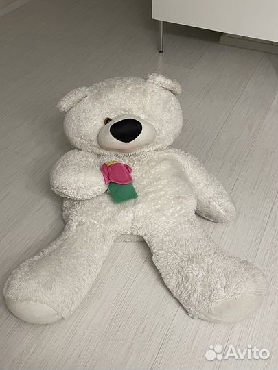 Плюшевый медведь