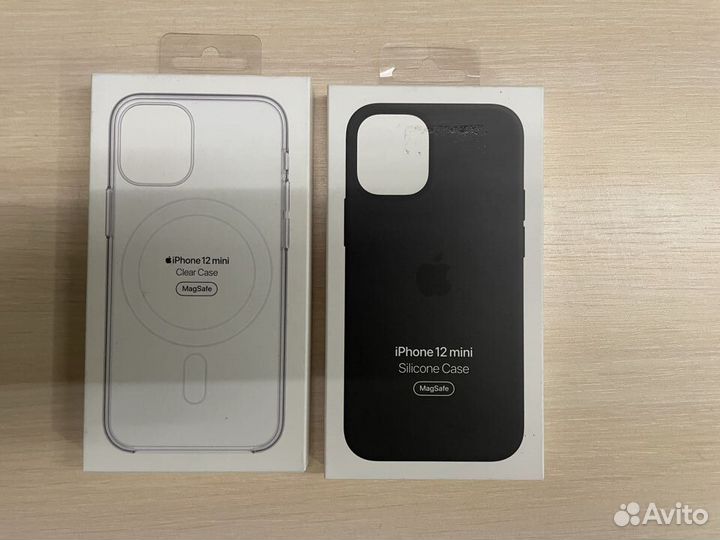 Чехлы для iPhone оригинал новые