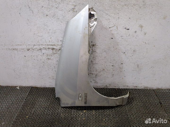 Крыло Suzuki Liana, 2005