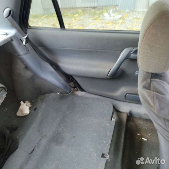 Обшивки дверей на шкоду фелиция 97г