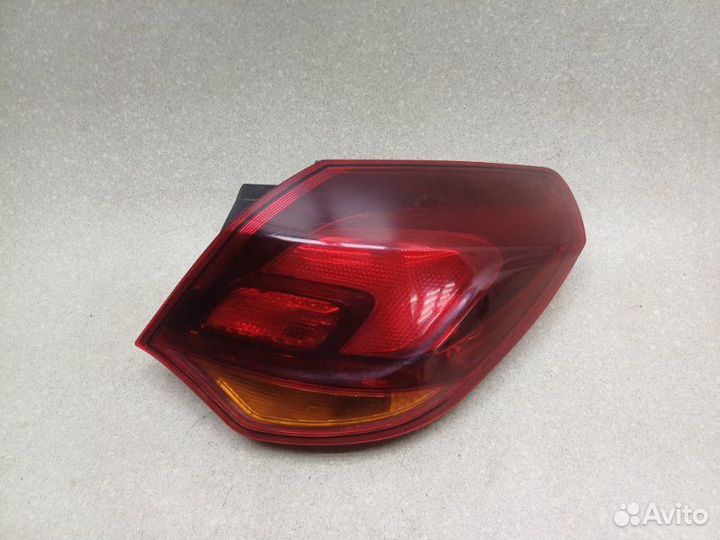 Фонарь задний правый Opel Astra J хэтч 1.6 A16XER
