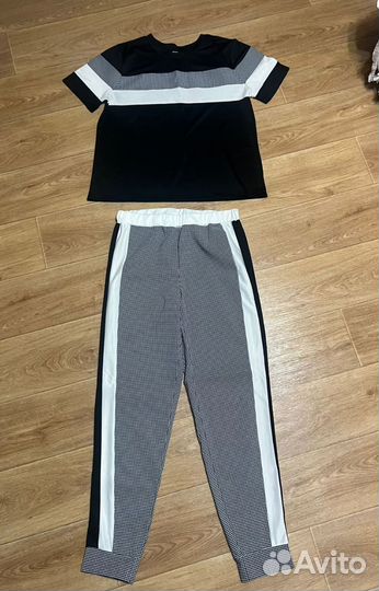 Женский костюм 46 размер