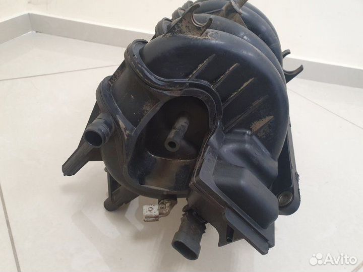 Коллектор впускной Renault Logan K7M