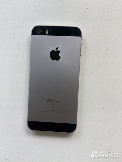 Телефон iPhone Se