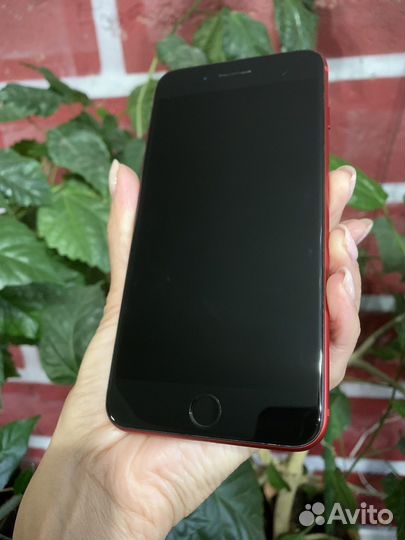 Телефон iPhone 8 plus 64гб как новый