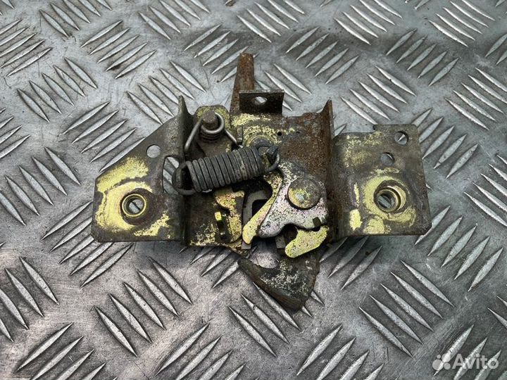 Замок капота Ford Fusion 02-12Г