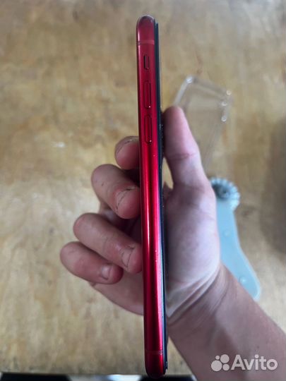 iPhone xr 64gb red