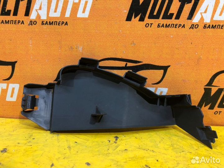 Дефлектор радиатора Mercedes B-Classe W246