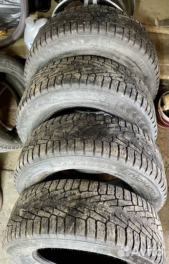 Nokian Tyres Hakkapeliitta 7 SUV 265/65 R17