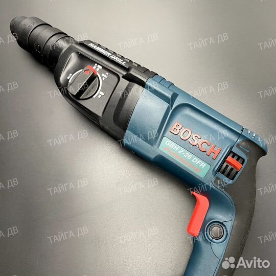 Перфоратор bosch 220W