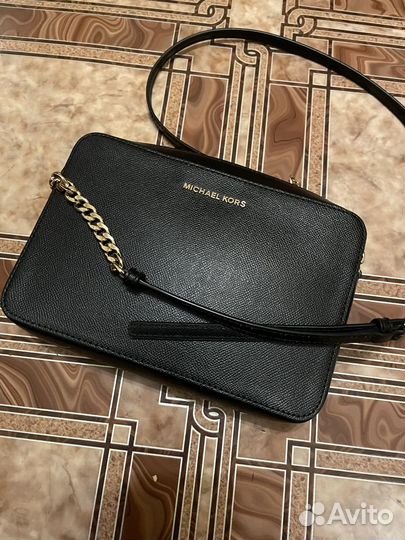 Продам сумку Michael kors