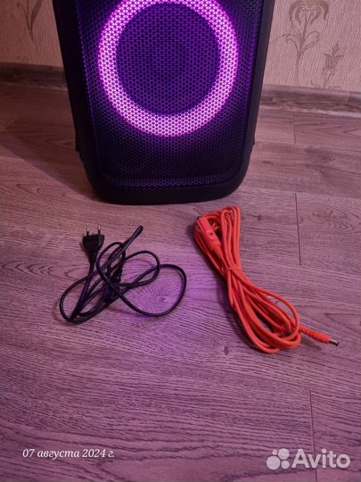 Jbl partybox 300