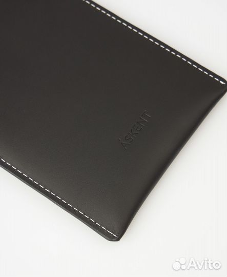 Кожаный чехол для телефона на ремешке новый