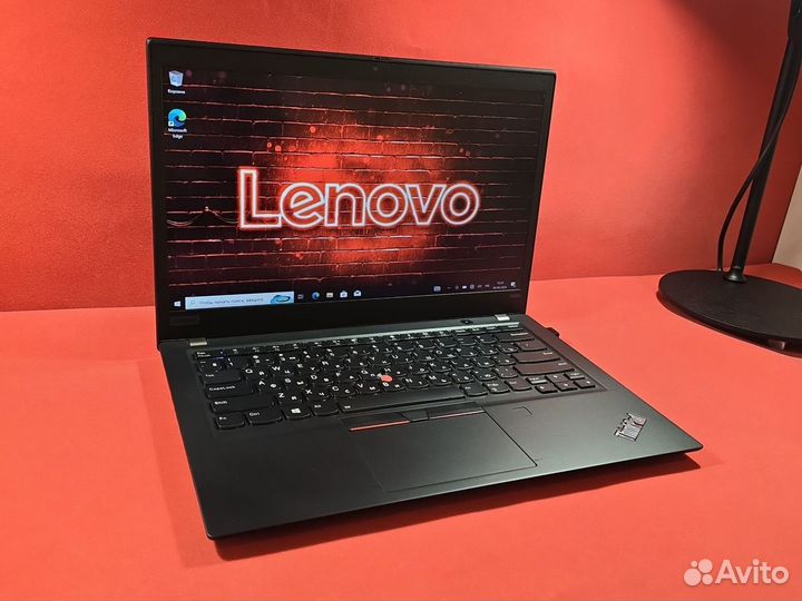 Ноутбук Lenovo T490s i7 32Gb 1tbssd FHD сенсор