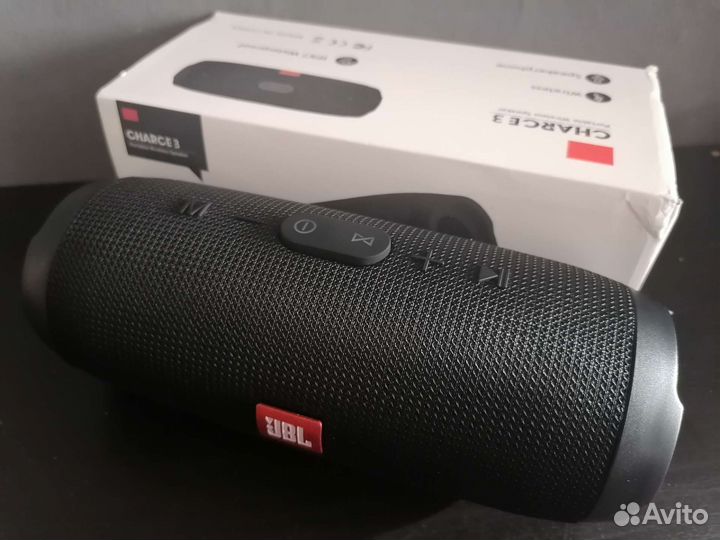 Портативная колонка JBL charge 3