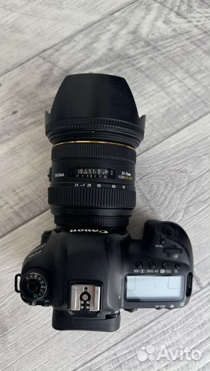 Зеркальный фотоаппарат Canon EOS 5D Mark IV Body