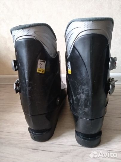 Горнолыжные ботинки детские