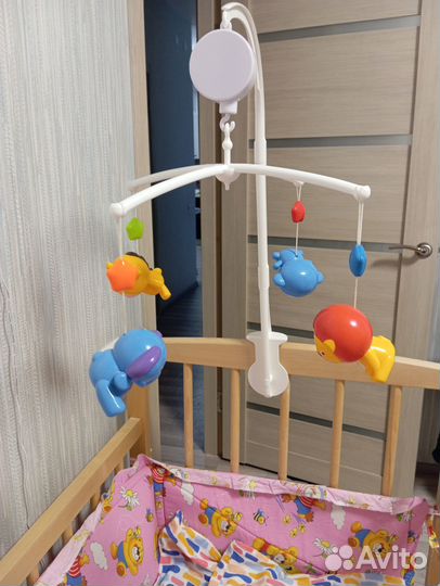 Мобиль в кроватку музыкальный