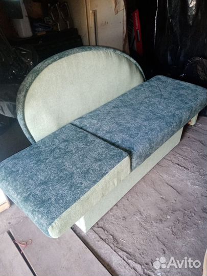 Диванчик детский