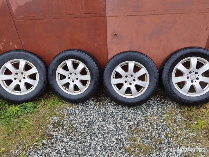 Nokian Tyres Hakkapeliitta 7 SUV 235/65 R17