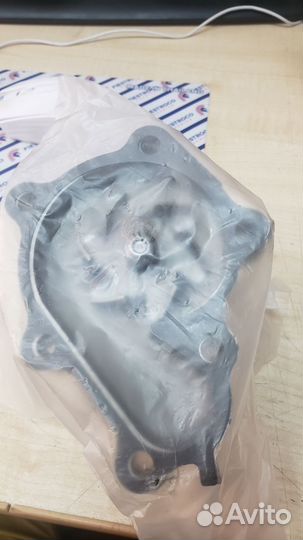 Помпа водяная Nissan Maxima VG30E